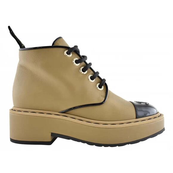 Chanel 20B Beige Black Leather Pearl CC Combat Lace Up Tie Ankle Short Boot 36 - Picture 1 of 10
